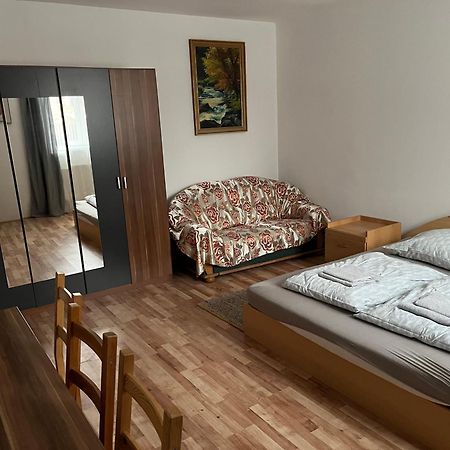 Apartments Gala Abertamy Luaran gambar